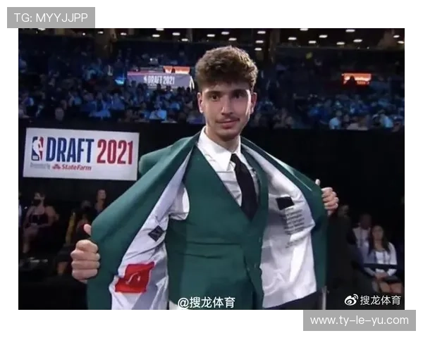 申京扮演更衣室调解人,火箭内讧风波后迅速恢复团结 申京扮演更衣室调解人,火箭内讧风波后迅速恢复团结