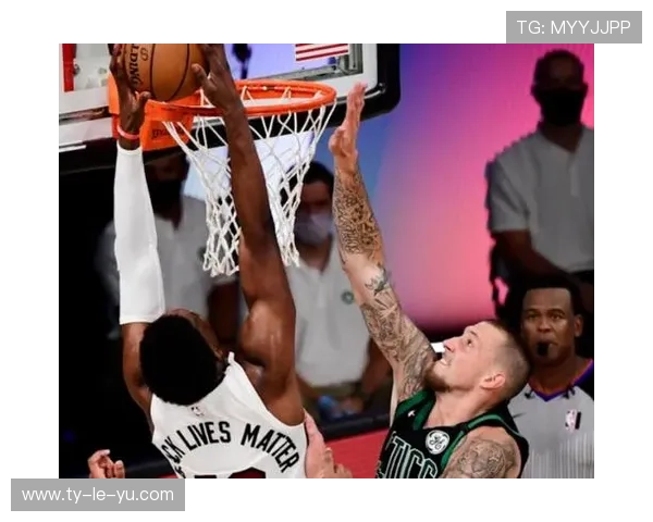 风暴队加时险胜狂热,王牌晋级总决赛动用“关灯战术” 风暴队加时险胜狂热,王牌晋级总决赛动用“关灯战术”